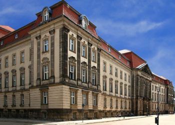 المعادلة الالمانية للطب البشري