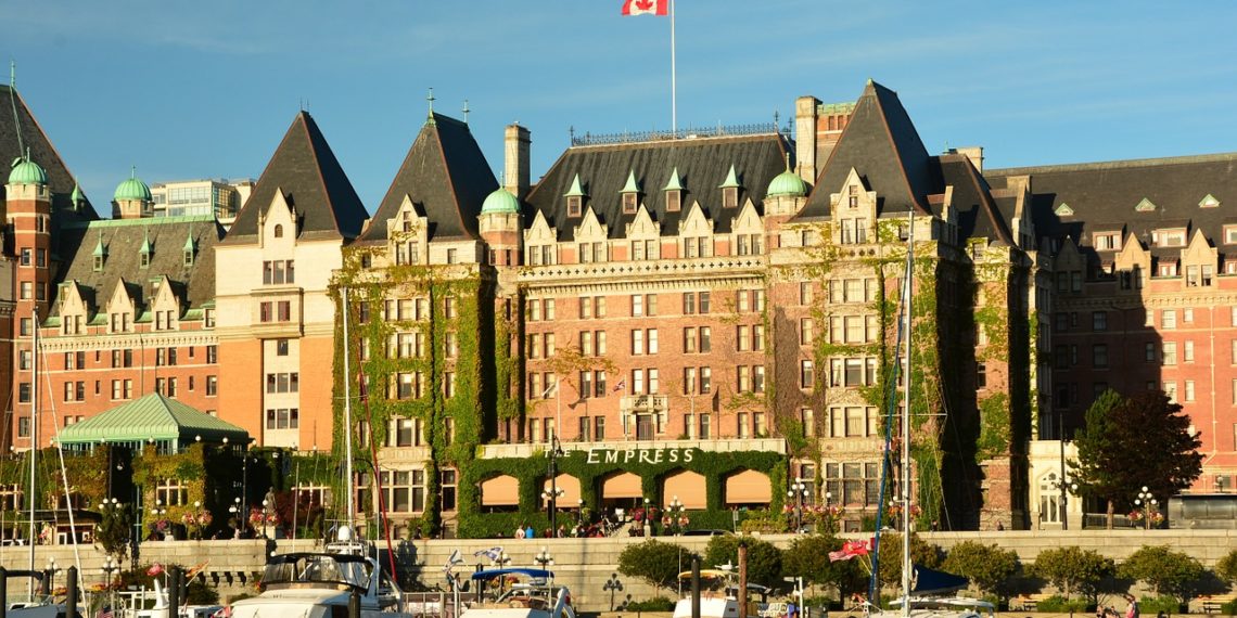 اسباب الترحيل من كندا