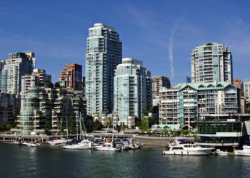 اسباب وجيهة للانتقال من امريكا الى كندا