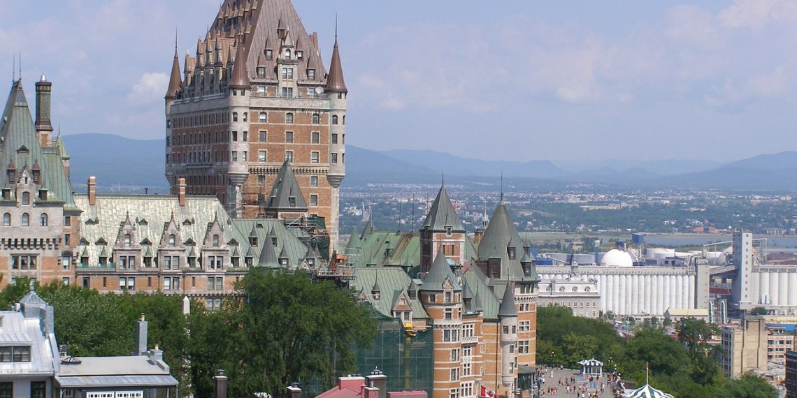 السياسة الكندية للهجرة