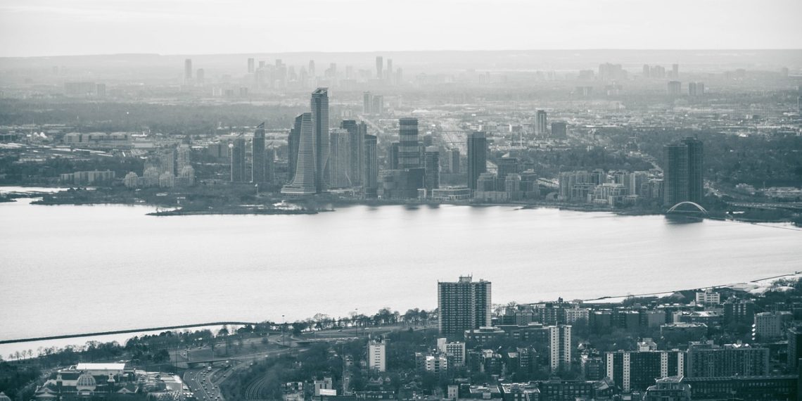 العمل في كندا للمهاجرين