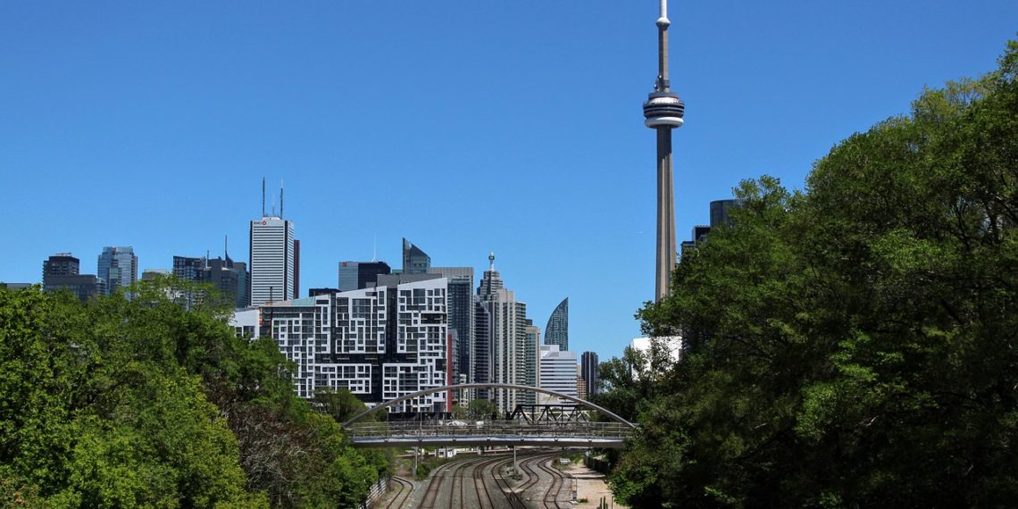 الهجرة الى كندا للعراقيين