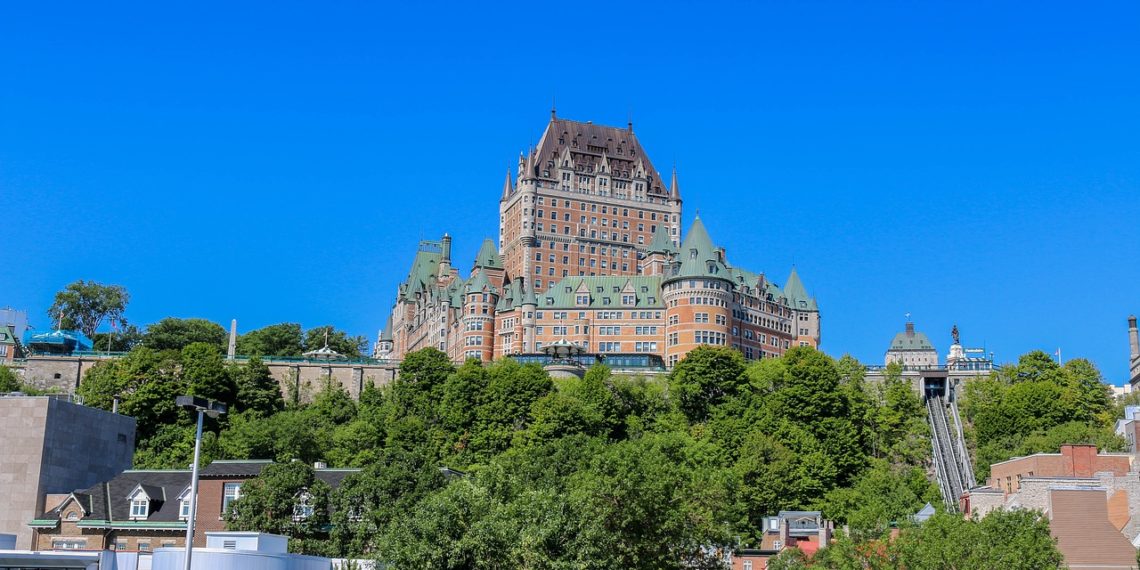 برنامج الرعاية الخاصة لللاجئين في كندا (PSR)