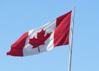 طلب اللجوء إلى كندا