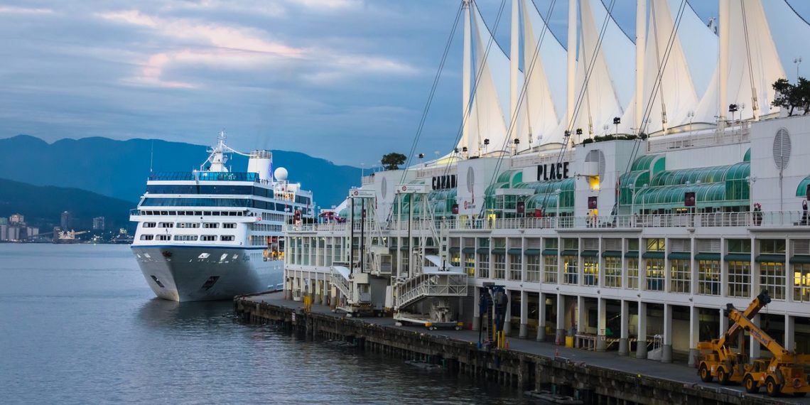 طلب لجوء الى كندا