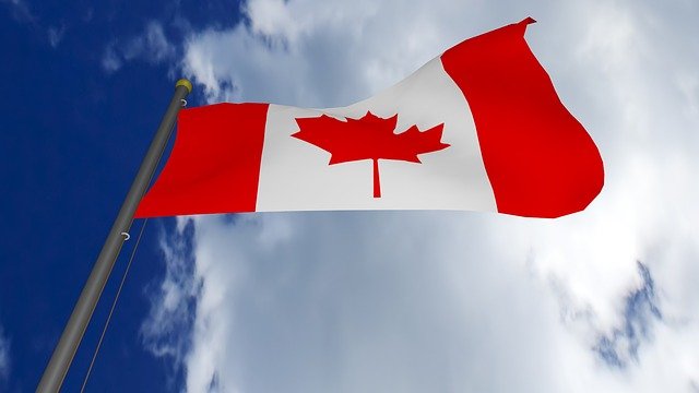 طلبات الهجرة والجنسية في كندا