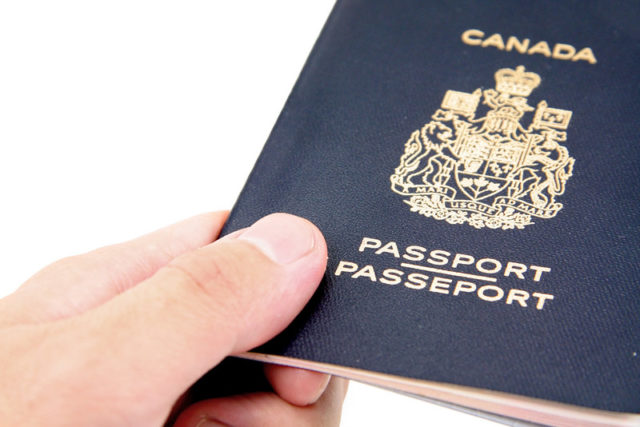 مميزات جواز السفر الكندي