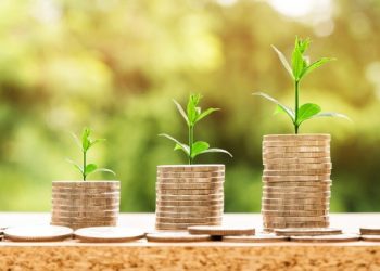 رواتب المهاجرين الى كندا : زيادة في الرواتب لكنها تبقى أقل من الكنديين