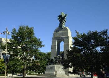 برنامج الكفالة الكنسية في كندا