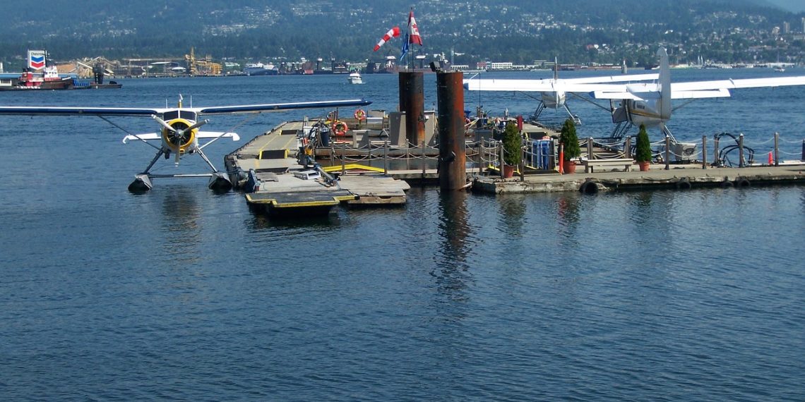 هل تستطيع دخول كندا إذا تم ترحيلك من الولايات المتحدة