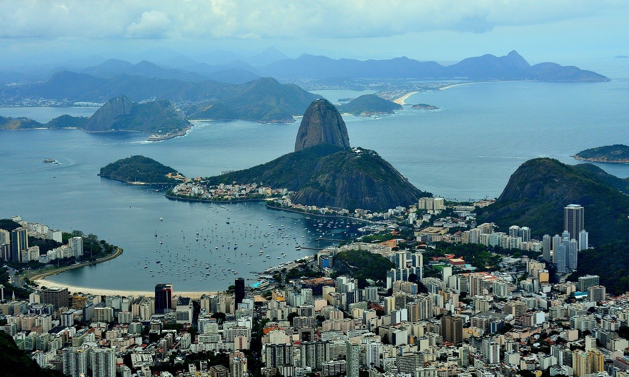 البرازيل مساحة عدد سكان