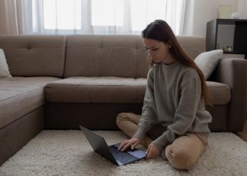 العمل من المنزل في كندا