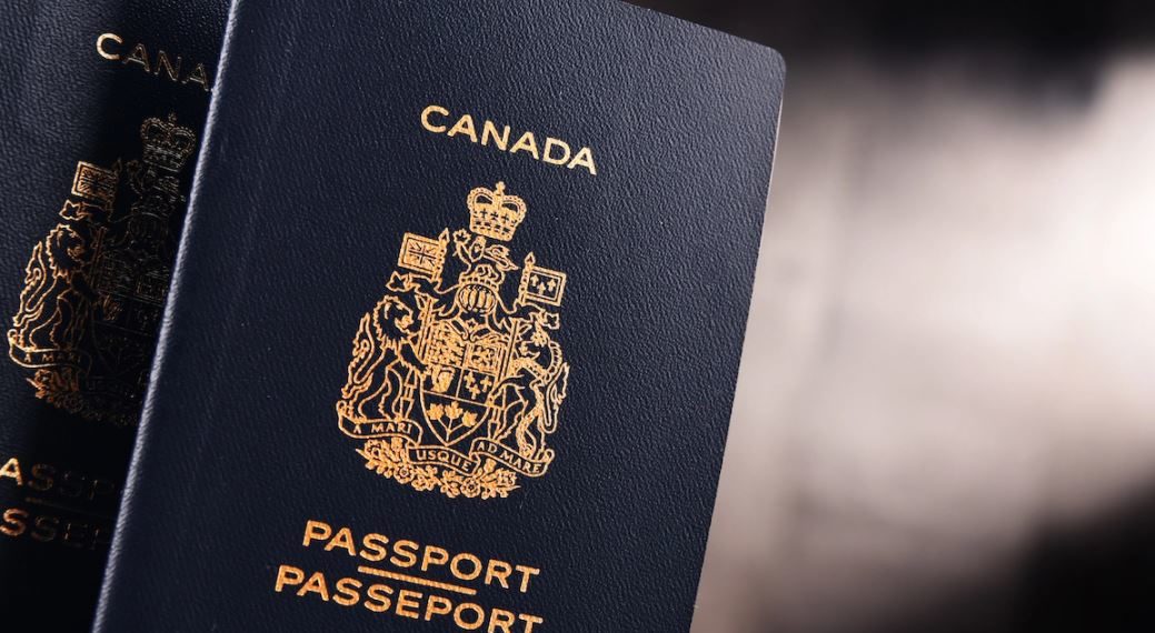 اسهل طريقة للحصول على الجواز الكندي