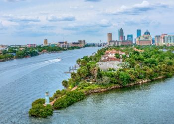 الحياة في مدينة تامبا فلوريدا