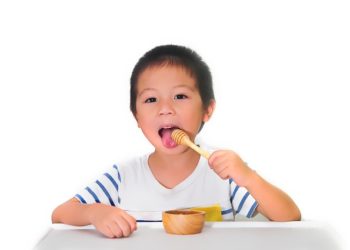 فوائد عسل الزهور لللأطفال