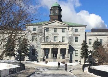 الأوراق المطلوبة للدراسة في كندا