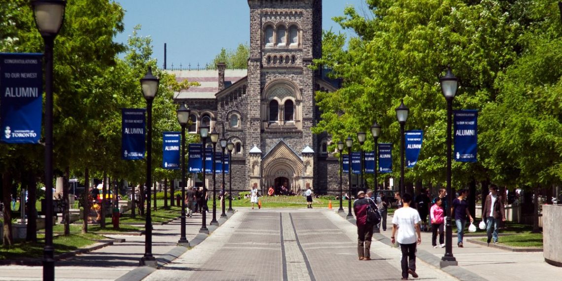 تكاليف الدراسة في كندا 6 شهور