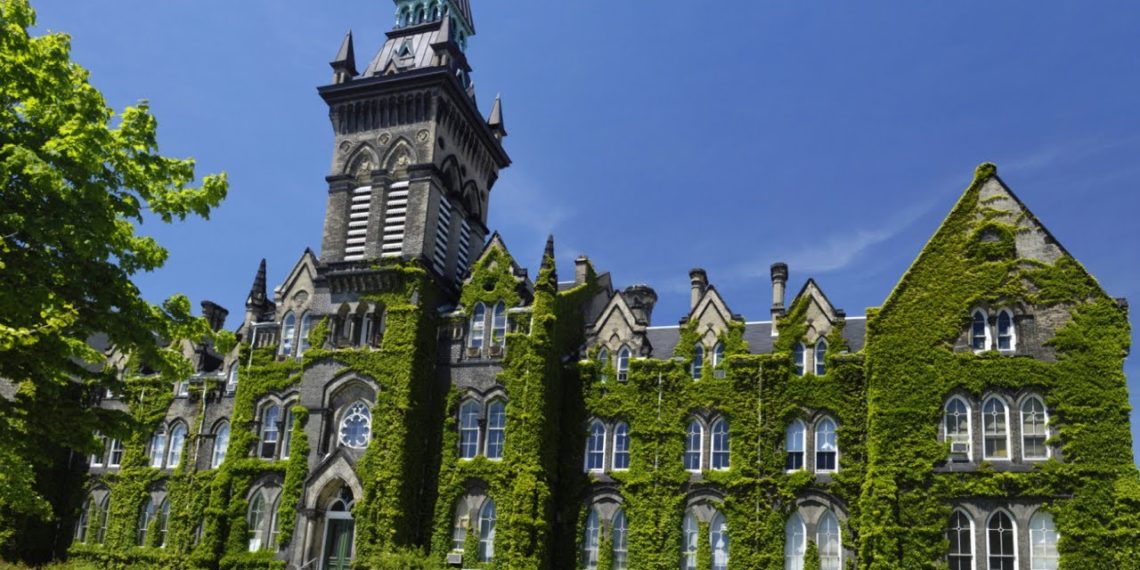 كيفية الدراسة في كندا