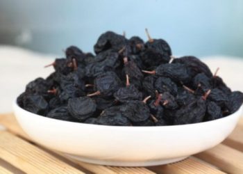 فوائد الزبيب الأسود لفقر الدم