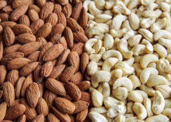 فوائد الكاجو واللوز