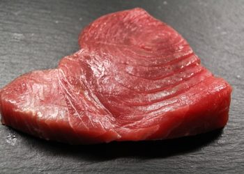 فوائد التونة للنساء والحامل