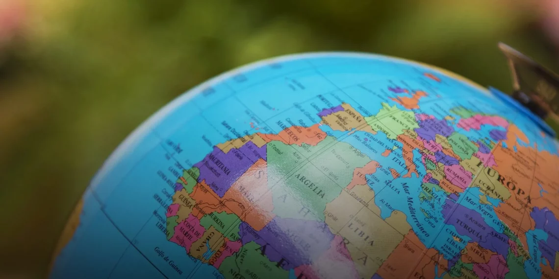 عدد دول العالم