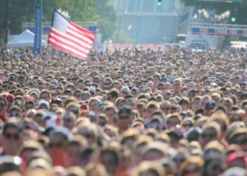 عدد سكان أمريكا