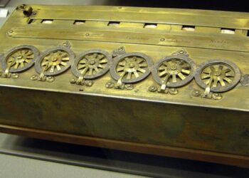 مكتشف قانون الضغط على السوائل