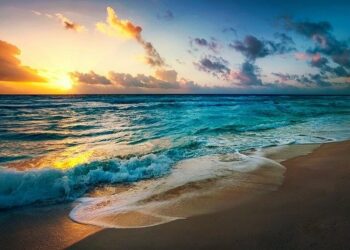 وكالة الأرصاد الجوية تصدر بياناً حول ظروف الشاطئ الخطيرة في بحيرة ميشيغان