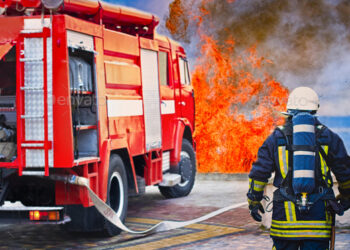 آلاف السكان بدون كهرباء بعد وقوع حريق في أحد المحطات الفرعية