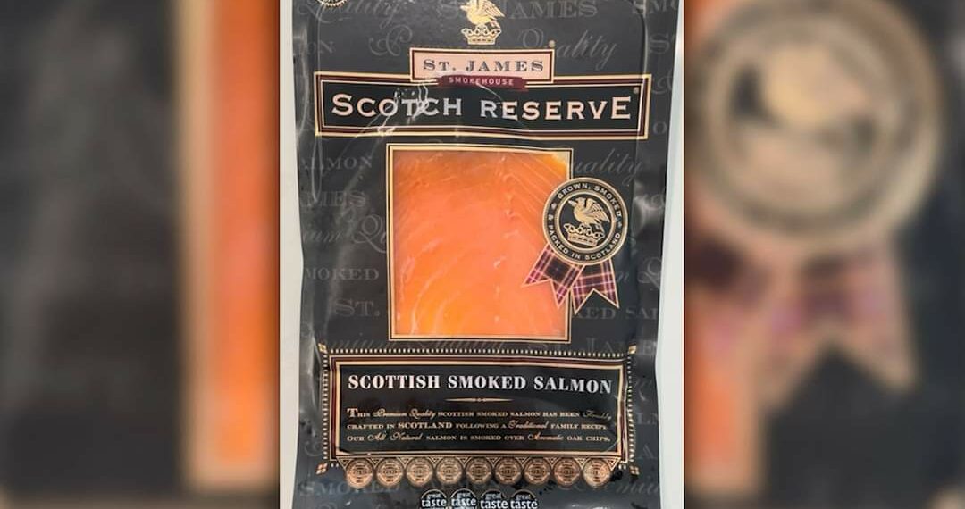 سحب بعض منتجات “سمك السلمون” بسبب تلوثها ببكتيريا الليستيريا