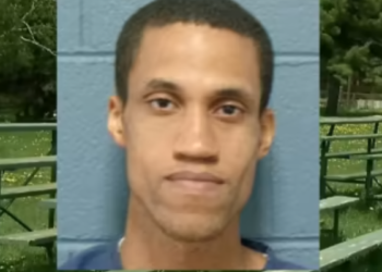 الشرطة توسع تحقيقاتها في قضية وضع كاميرات مراقبة داخل الحمامات العامة