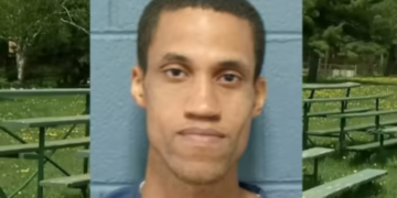 الشرطة توسع تحقيقاتها في قضية وضع كاميرات مراقبة داخل الحمامات العامة