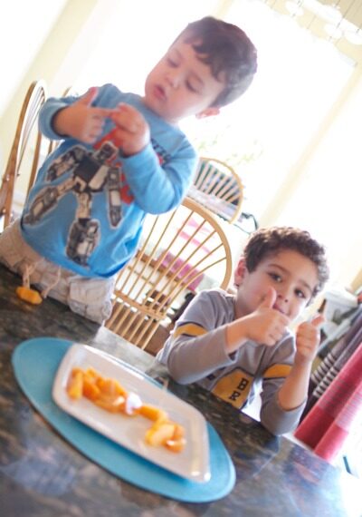 فوائد الكاكا للأطفال