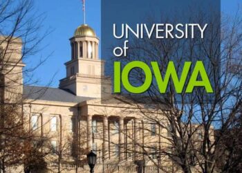 جامعة أيوا أمريكا 