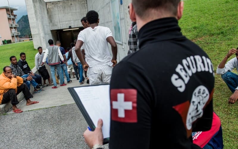 راتب اللاجئ في سويسرا
